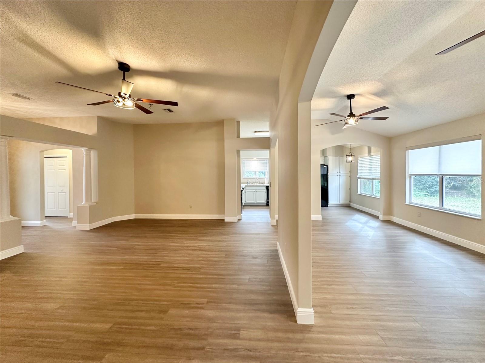 LADY LAKE ORANGE BLOSSOM GARDENS UNIT 19 - Residential Lease