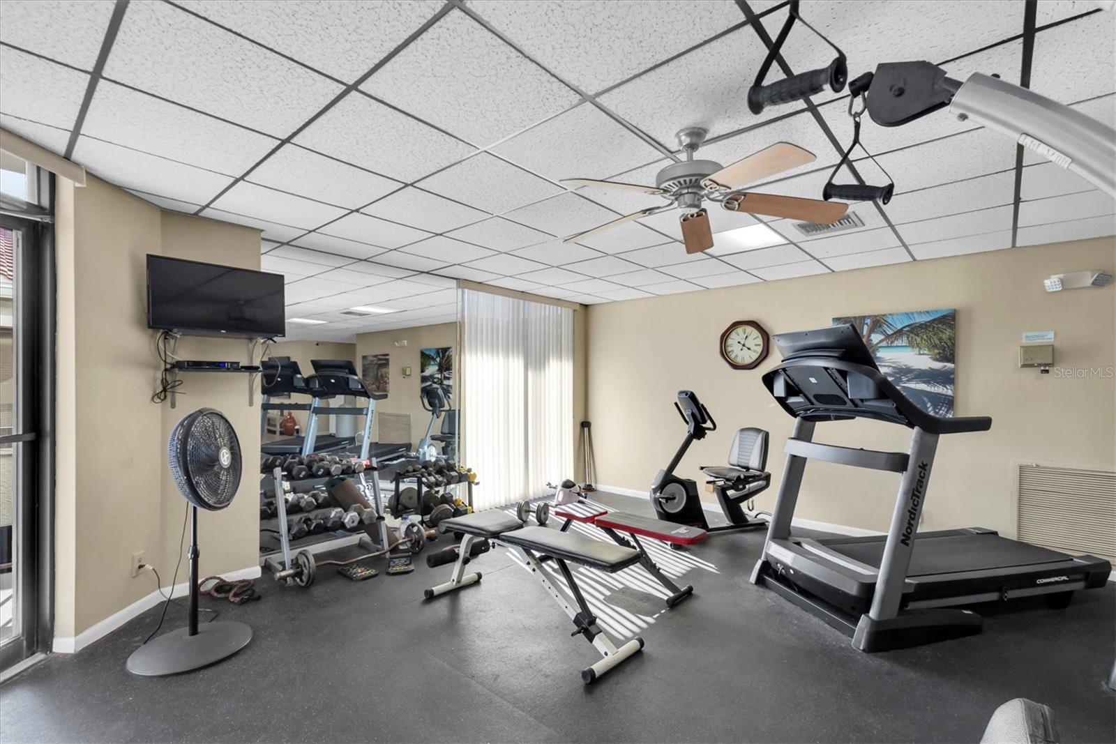 BAHIA DEL MAR I - Residential