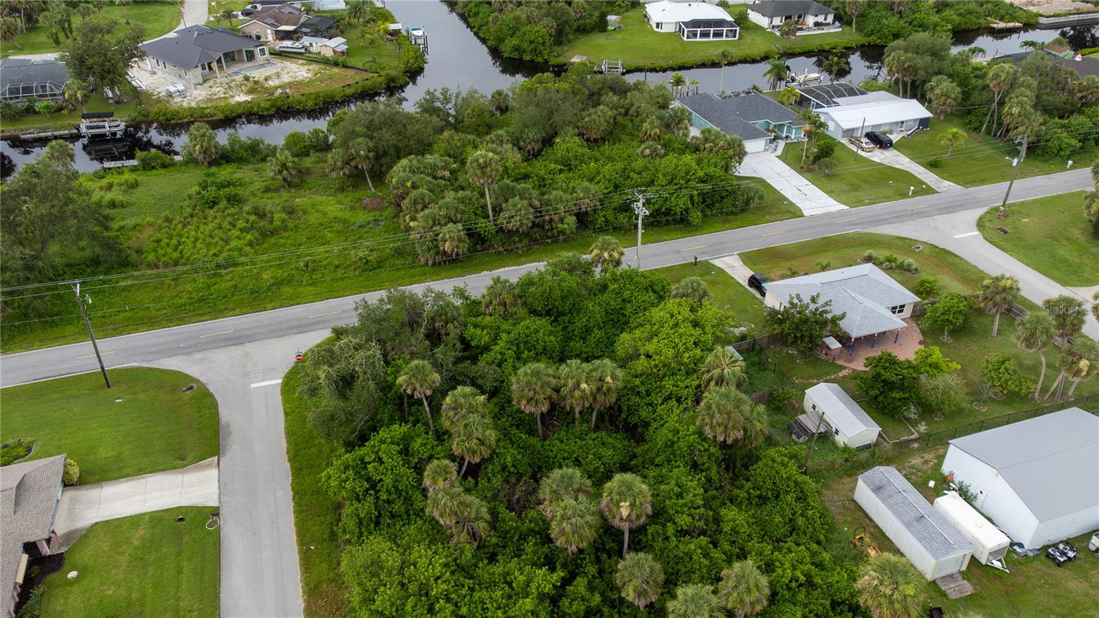 PORT CHARLOTTE SEC 037 - Land