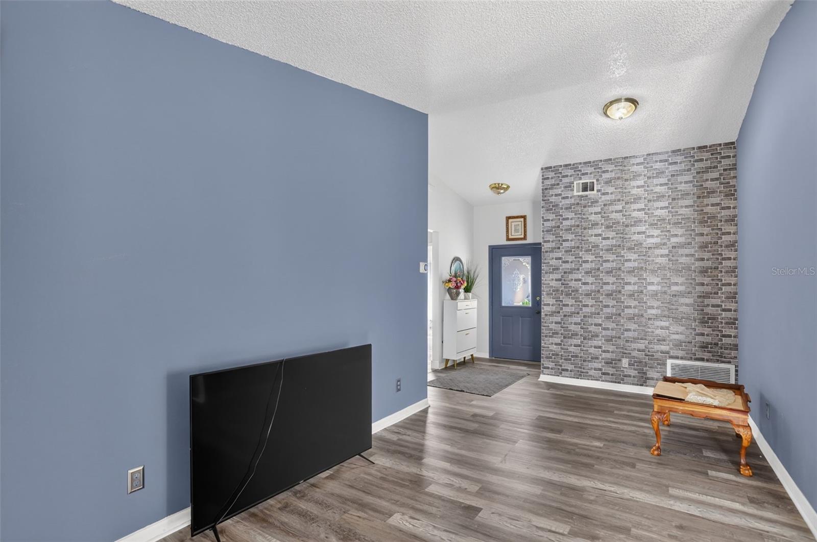 7813 TURKEY OAK LANE