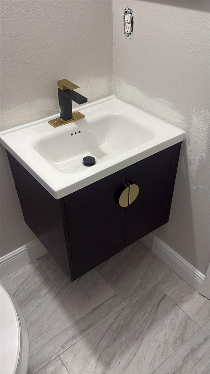 DELTONA LAKES UNIT 12 - Residential