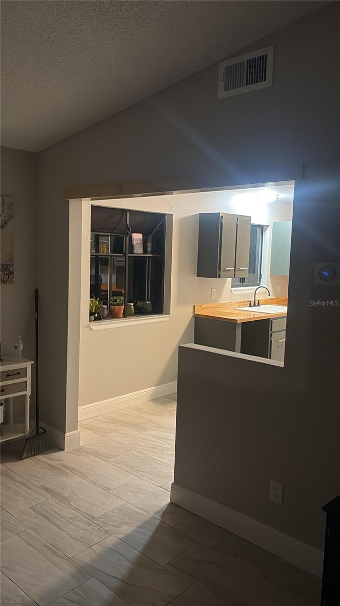 DELTONA LAKES UNIT 12 - Residential