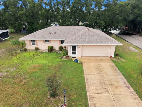 Photo of 1601 New Bedford Drive, Sun City Center, FL 33573 (MLS # TB8546853)