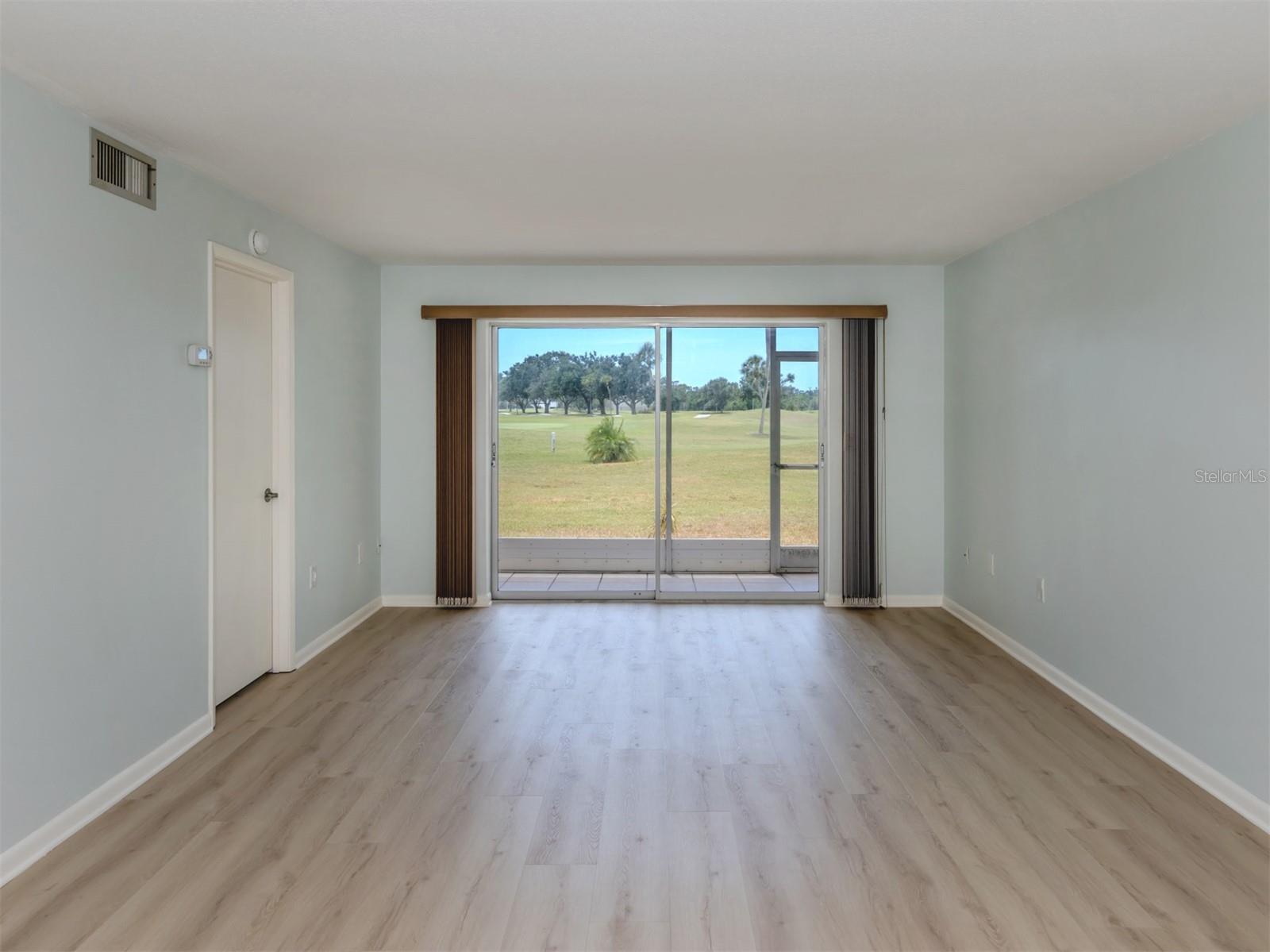 758 VILLAGE CIRCLE 106