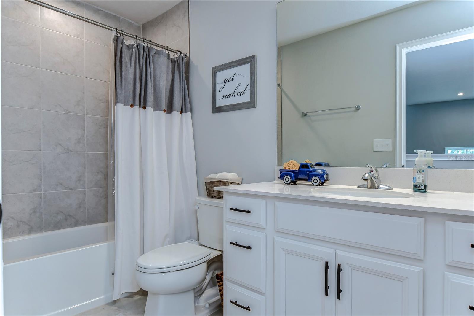 TIMBERS/WILLIAMS LNDG TWNHMS - Residential Lease