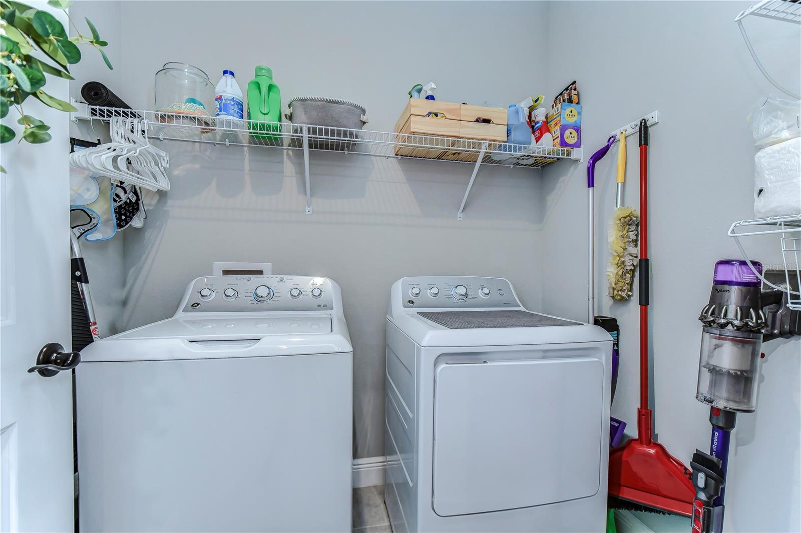 TIMBERS/WILLIAMS LNDG TWNHMS - Residential Lease