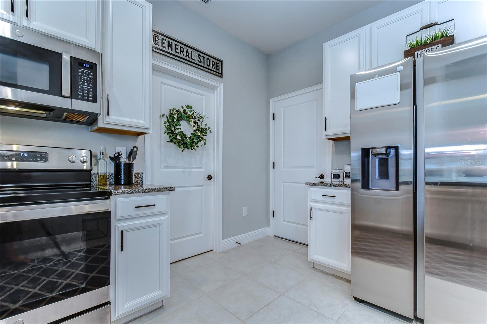 TIMBERS/WILLIAMS LNDG TWNHMS - Residential Lease