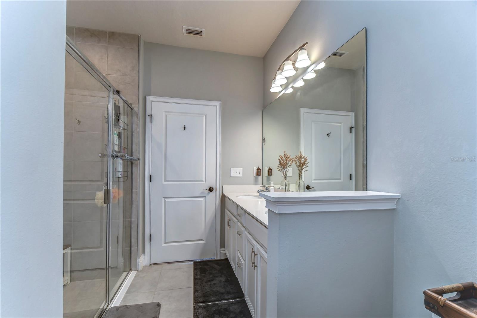 TIMBERS/WILLIAMS LNDG TWNHMS - Residential Lease