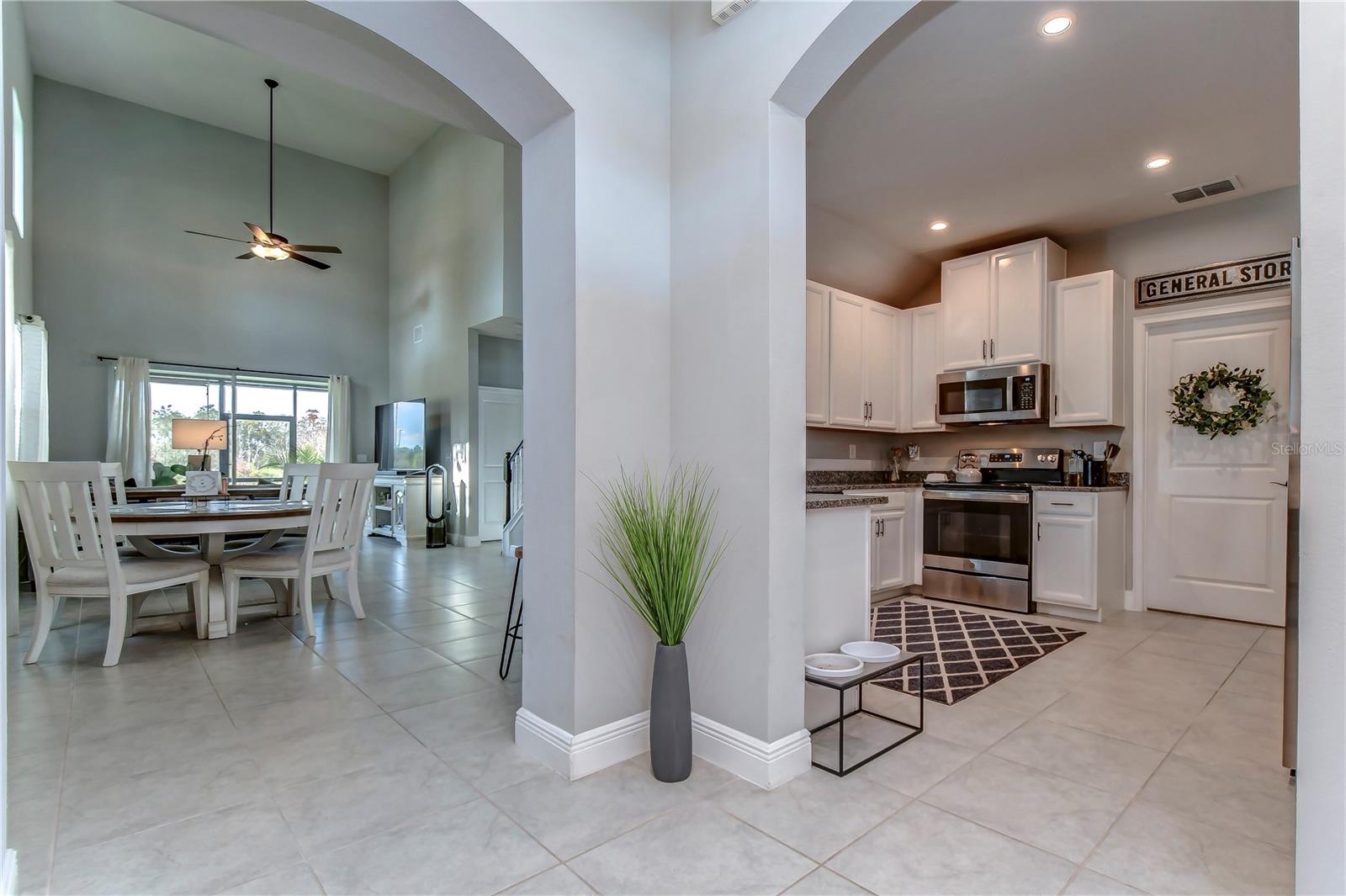 TIMBERS/WILLIAMS LNDG TWNHMS - Residential Lease