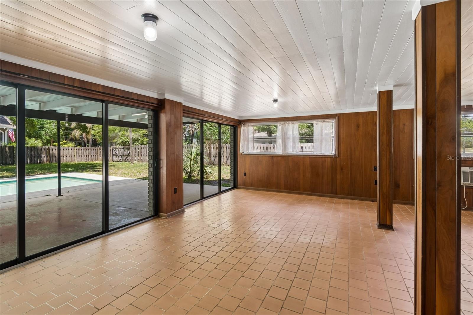 RIVER HAVEN - Residential