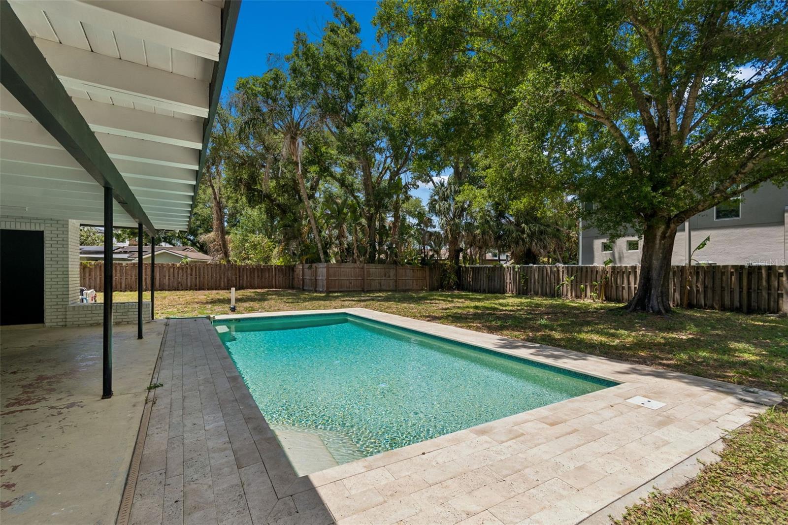 RIVER HAVEN - Residential