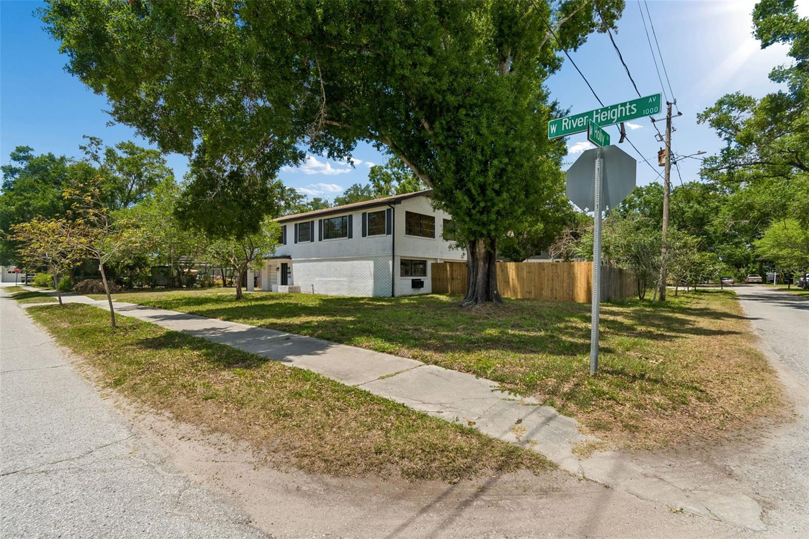 RIVER HAVEN - Residential