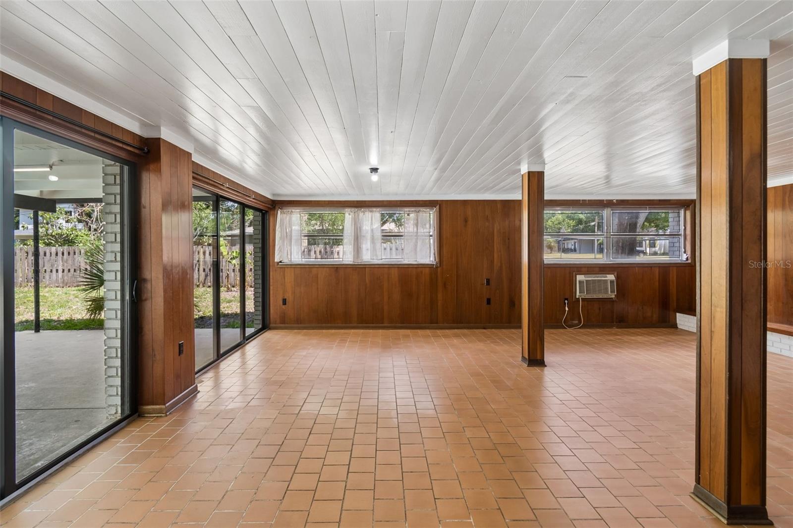 RIVER HAVEN - Residential