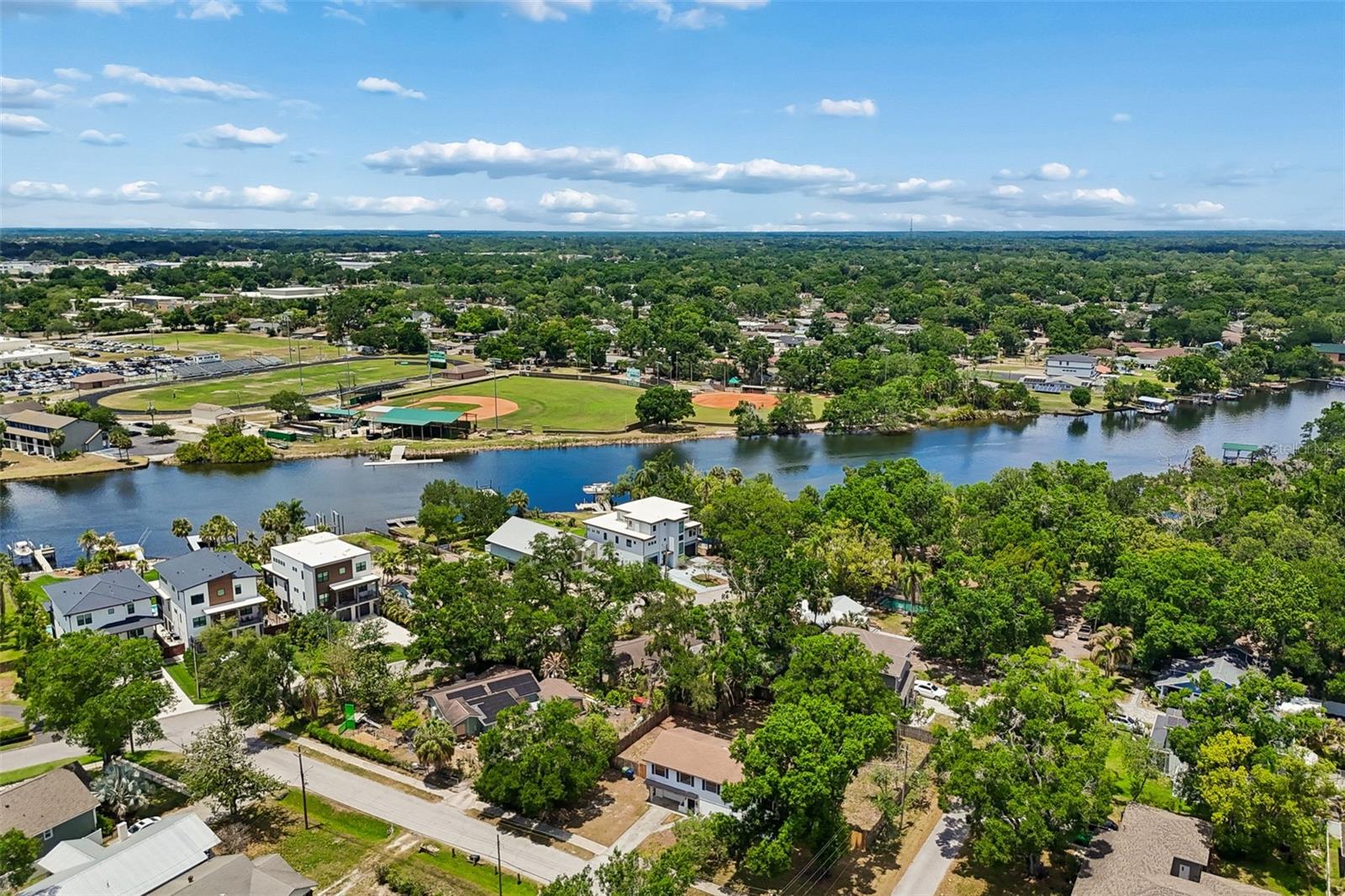 RIVER HAVEN - Residential