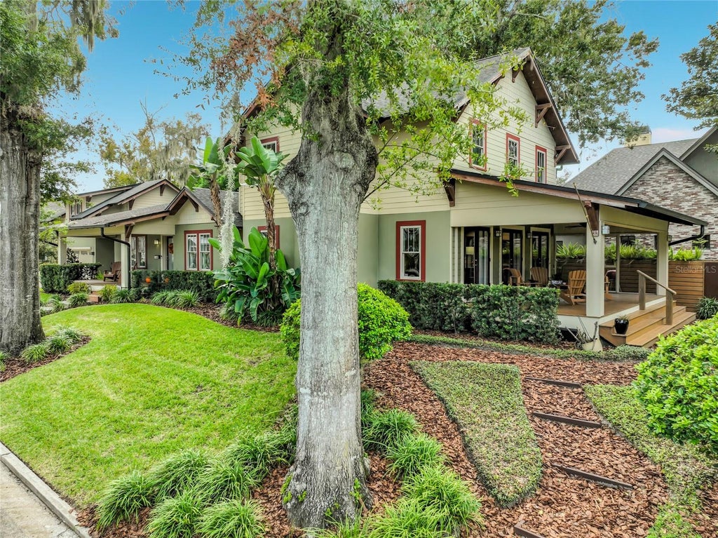 Photo of 1228 Edwards Lane, Orlando, FL 32804 (MLS # O6453249)