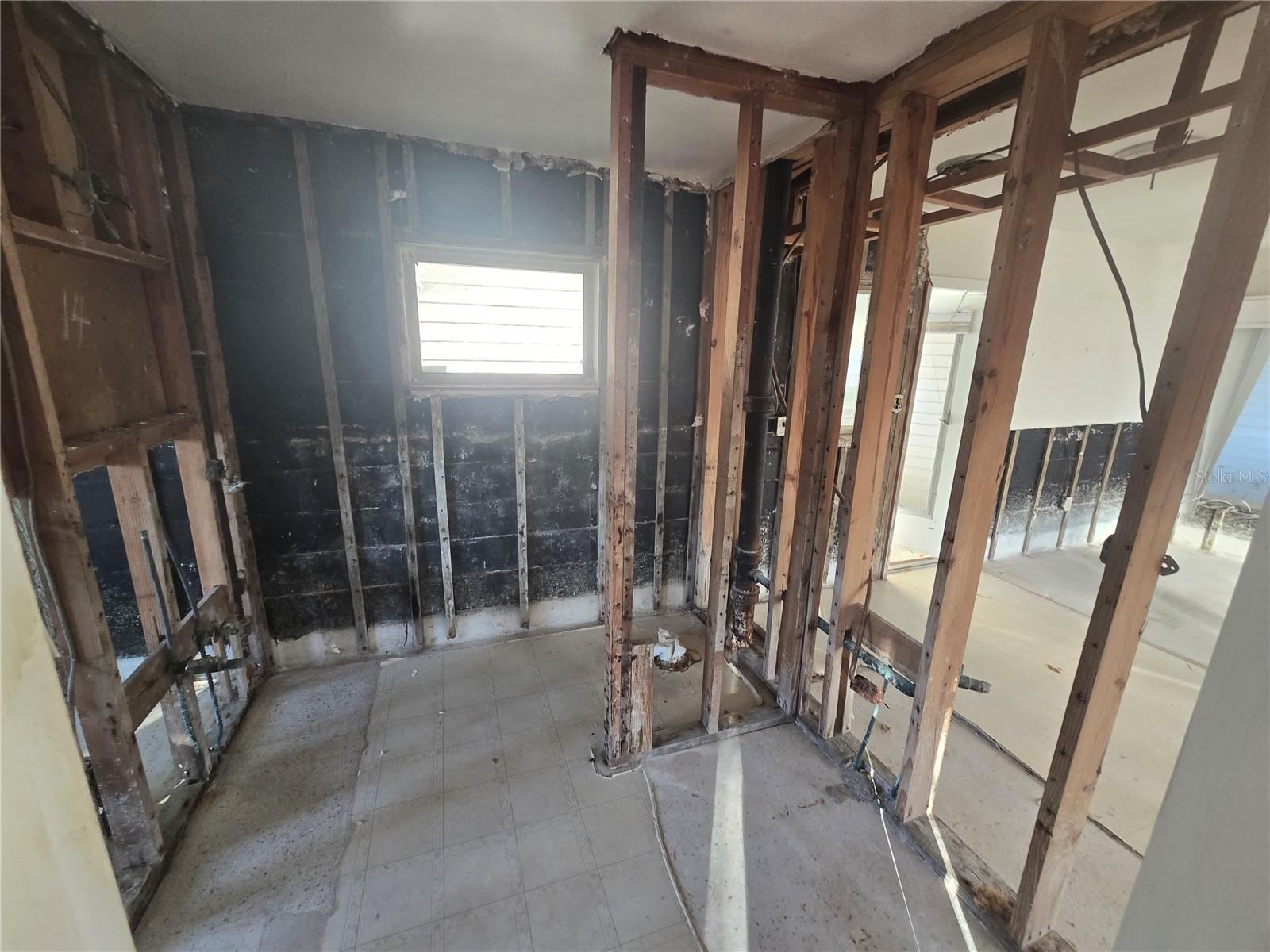 BAYWOOD SHORES 1ST ADD - Residential