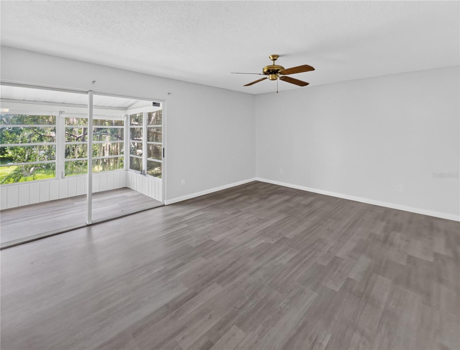 600 FAIRWAYS CIRCLE B