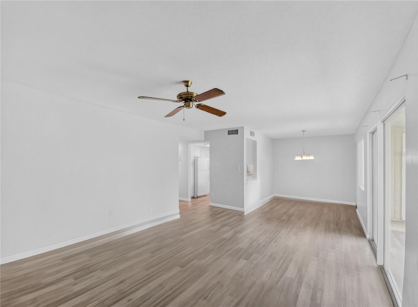 600 FAIRWAYS CIRCLE B