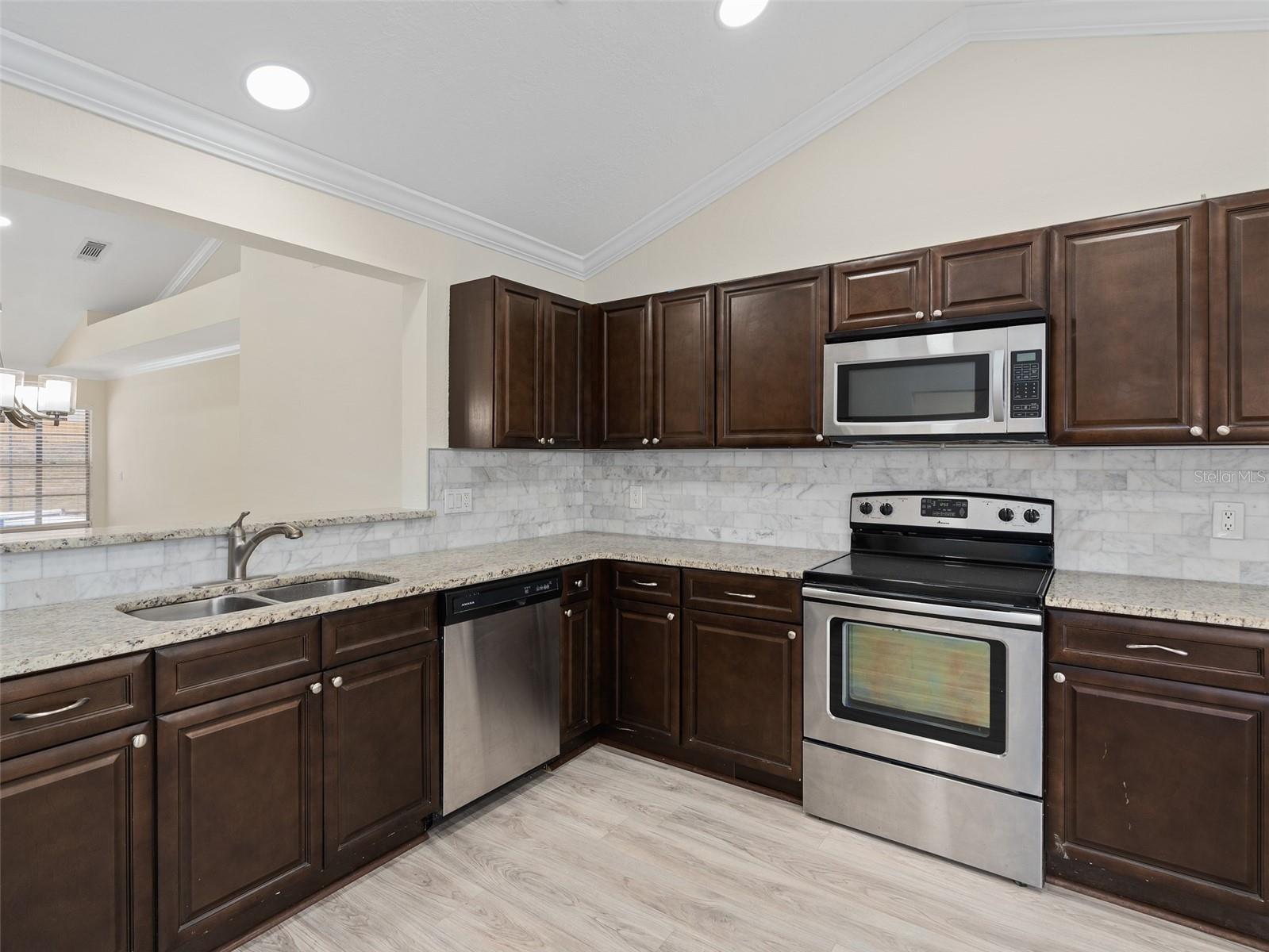 SILVER RIDGE PH 02 - Residential