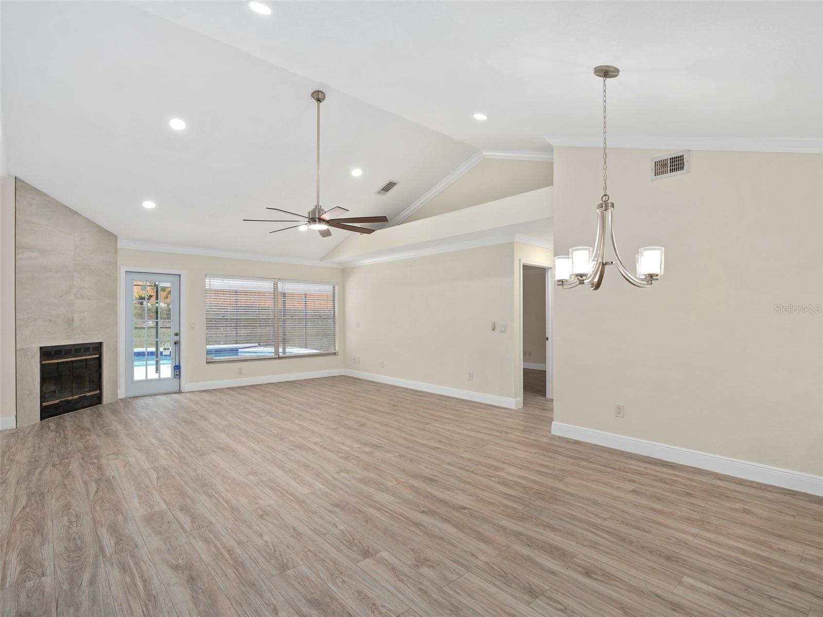 SILVER RIDGE PH 02 - Residential