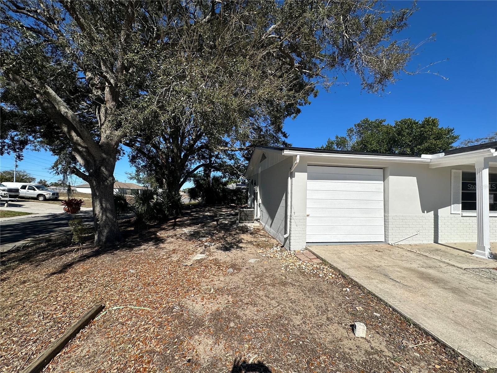 GULF HIGHLANDS - Residential