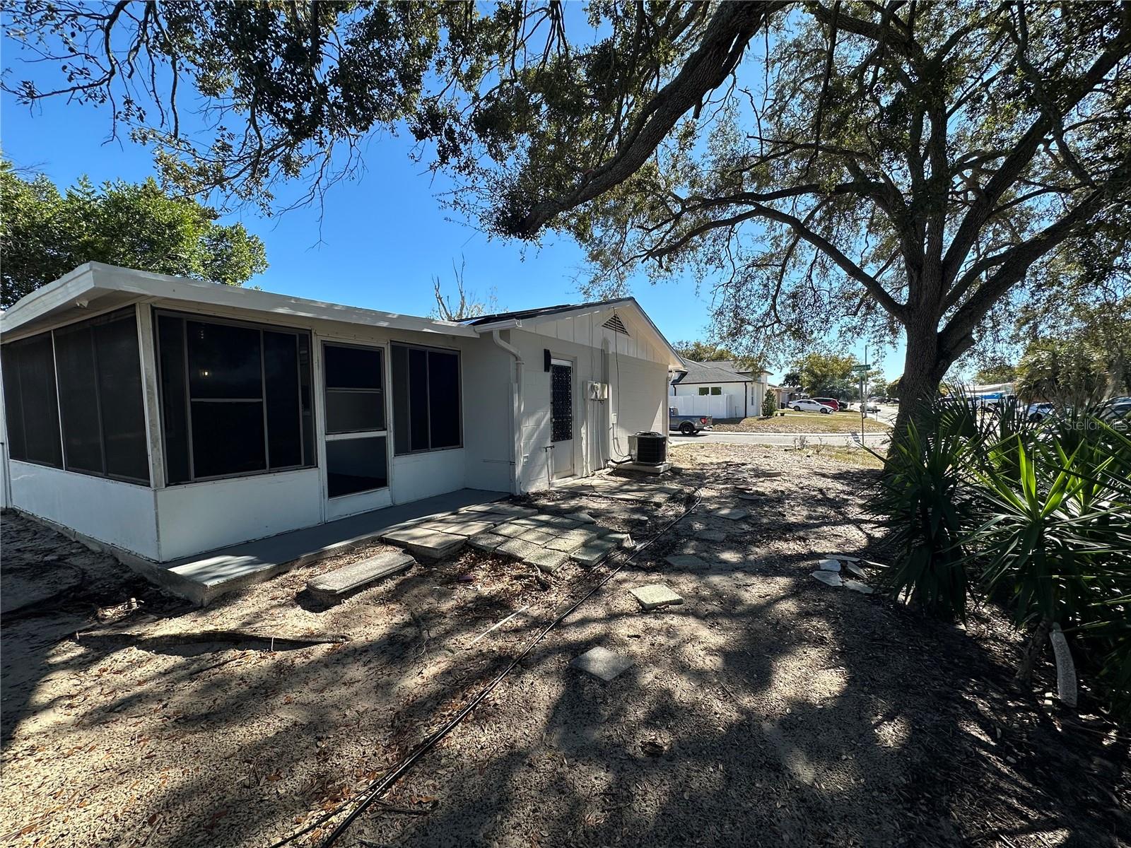 GULF HIGHLANDS - Residential