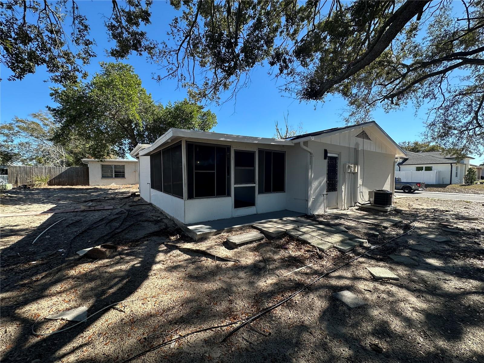 GULF HIGHLANDS - Residential