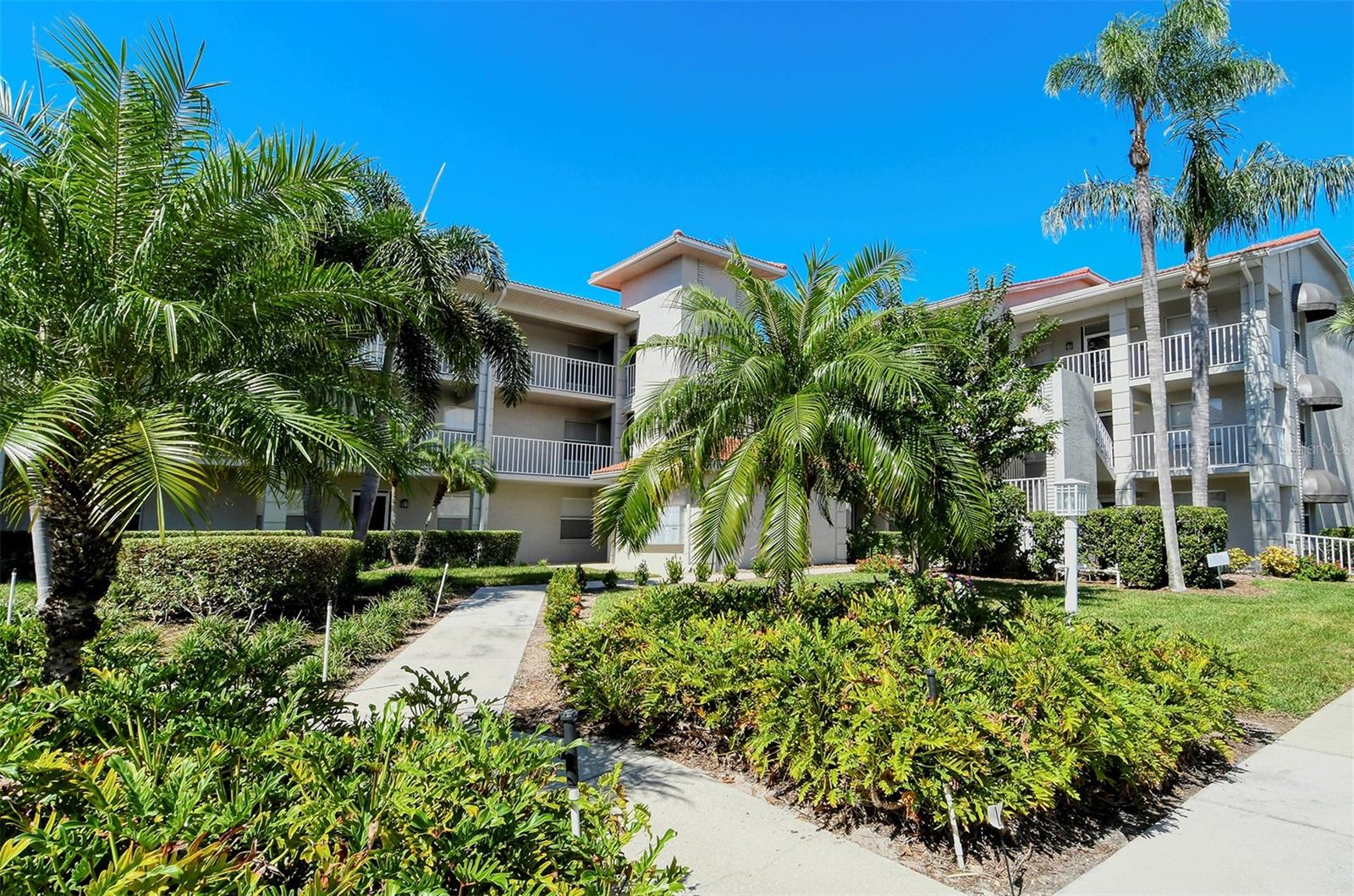 STONEYBROOK CLUBSIDE 2 - Residential