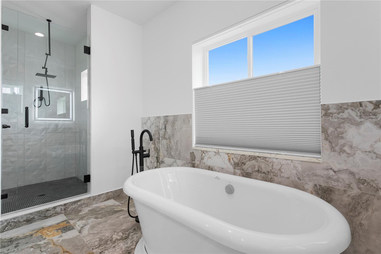 DUNEDIN SHORES - Residential