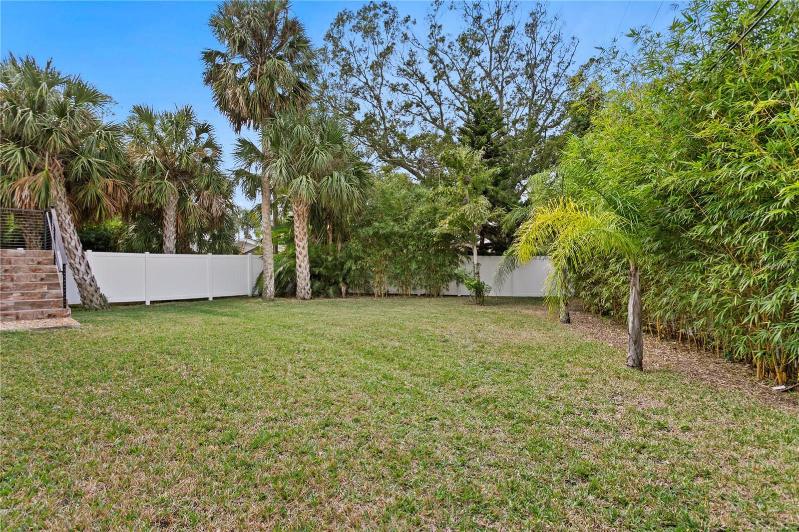DUNEDIN SHORES - Residential