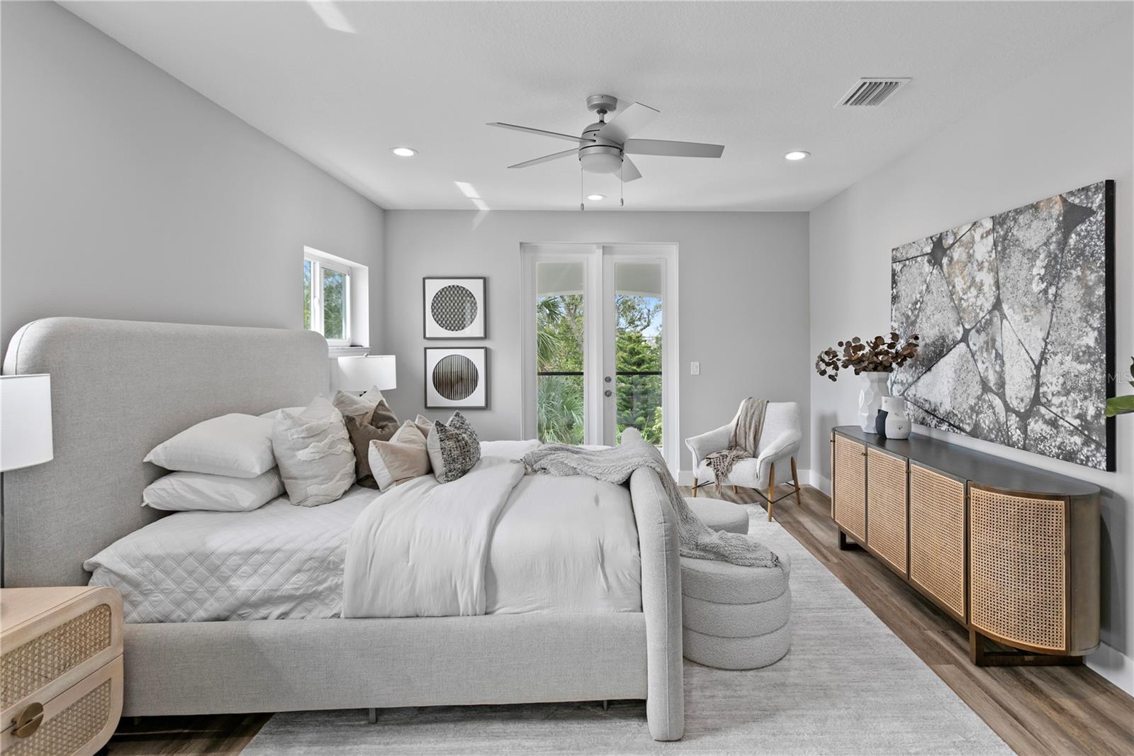 DUNEDIN SHORES - Residential