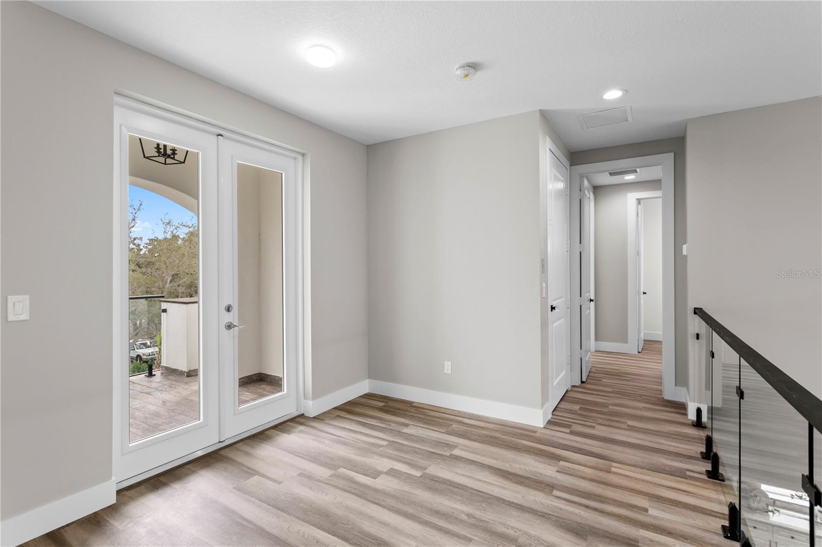 DUNEDIN SHORES - Residential