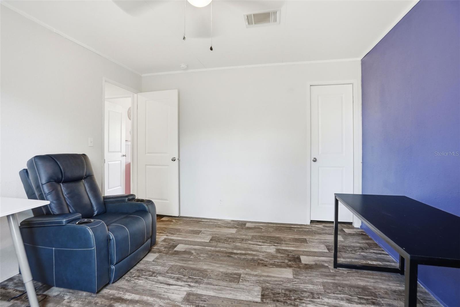 LUCKY HILLS AN UNREC SUB - Residential