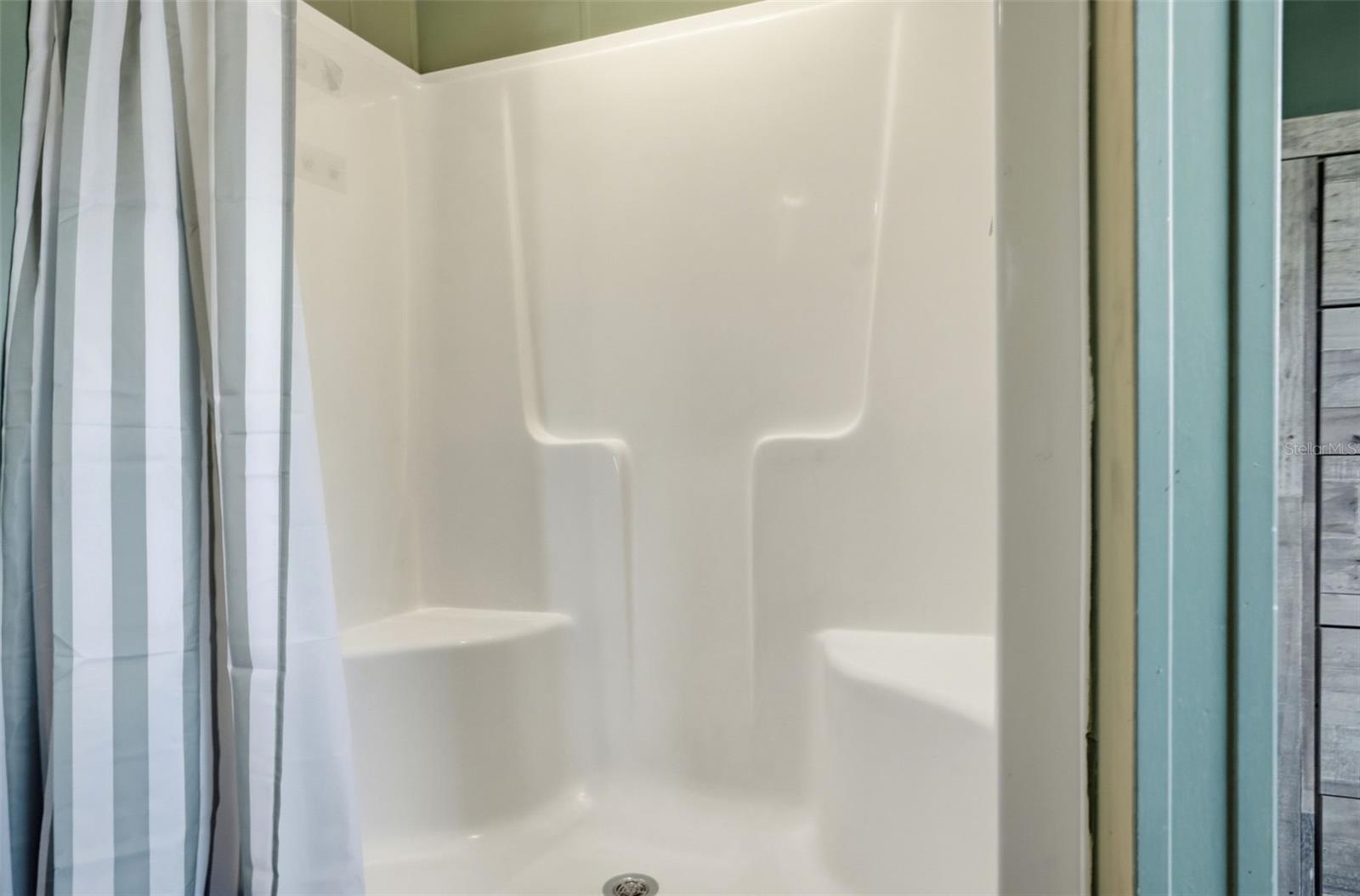 LUCKY HILLS AN UNREC SUB - Residential