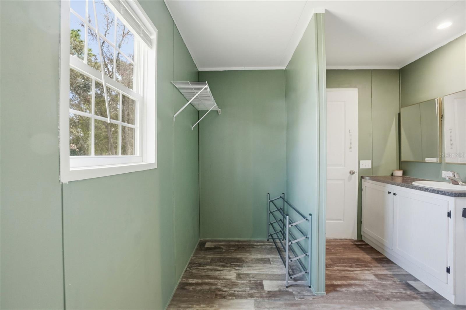 LUCKY HILLS AN UNREC SUB - Residential