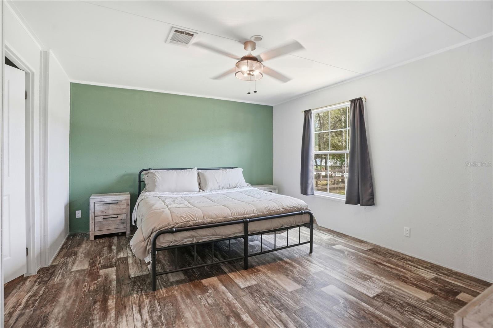 LUCKY HILLS AN UNREC SUB - Residential