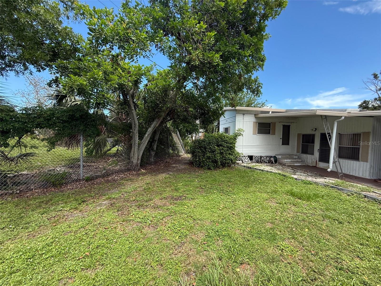 TRI-PAR ESTATES UNIT 3 - Residential