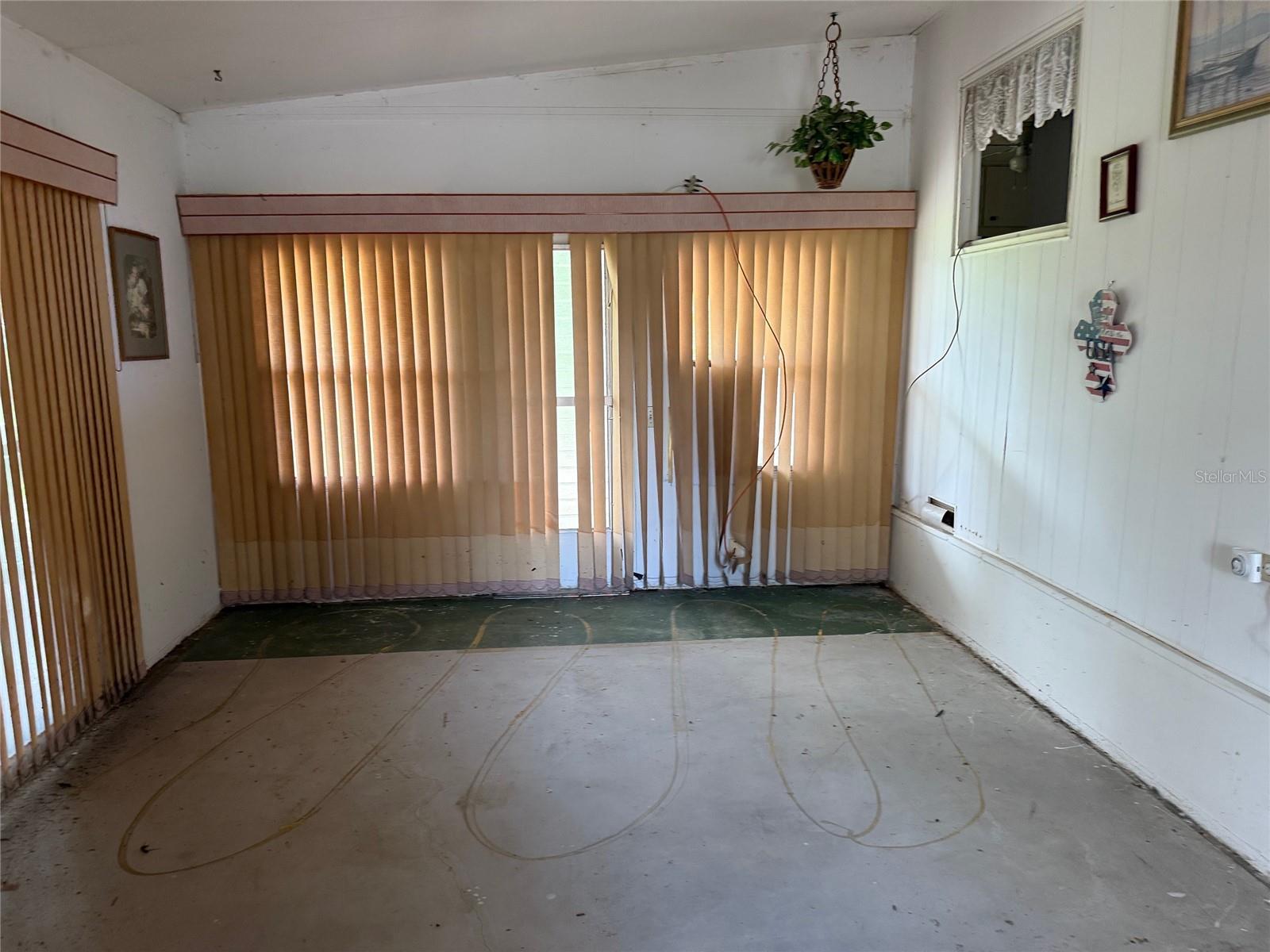 TRI-PAR ESTATES UNIT 3 - Residential