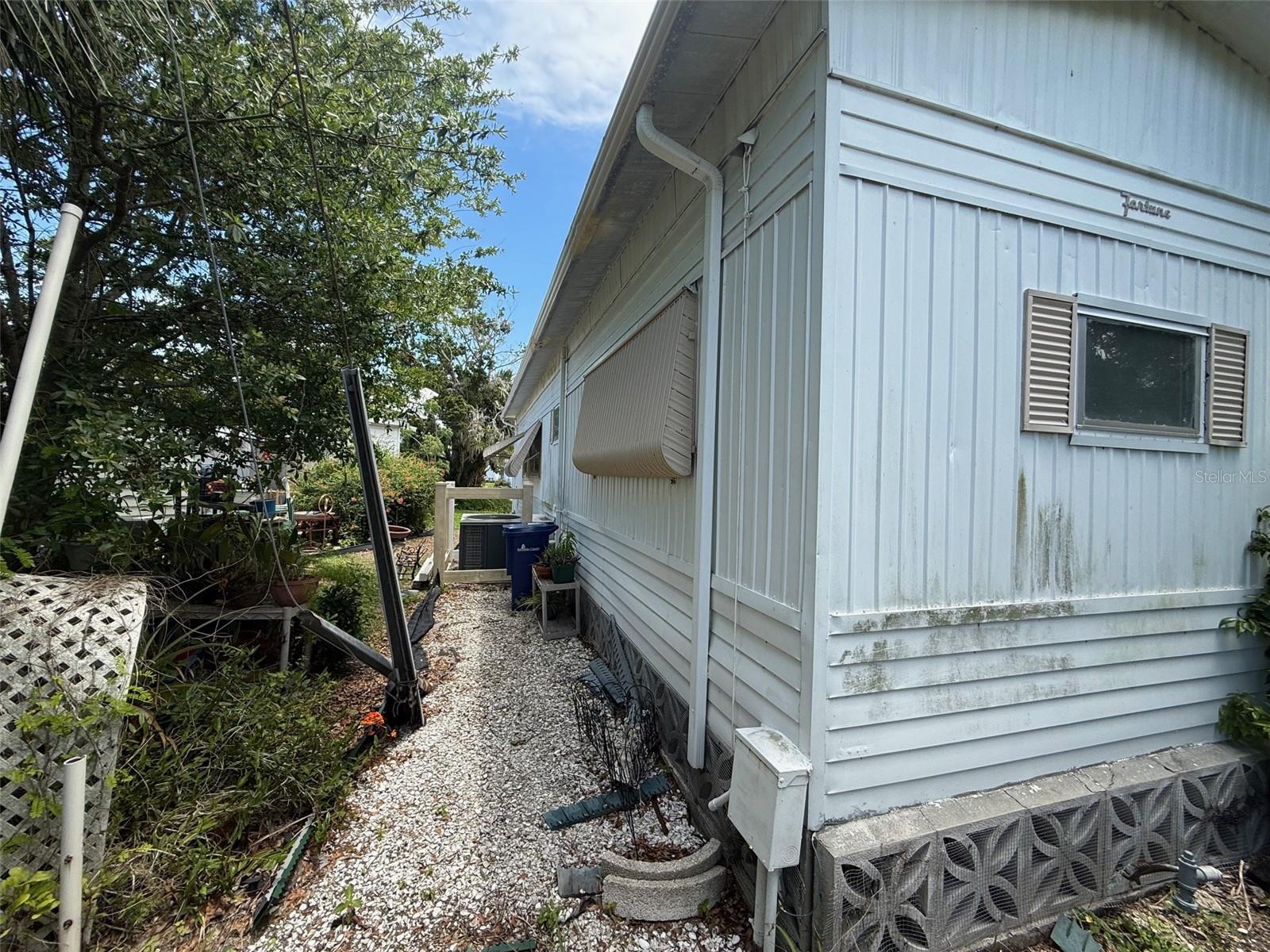 TRI-PAR ESTATES UNIT 3 - Residential