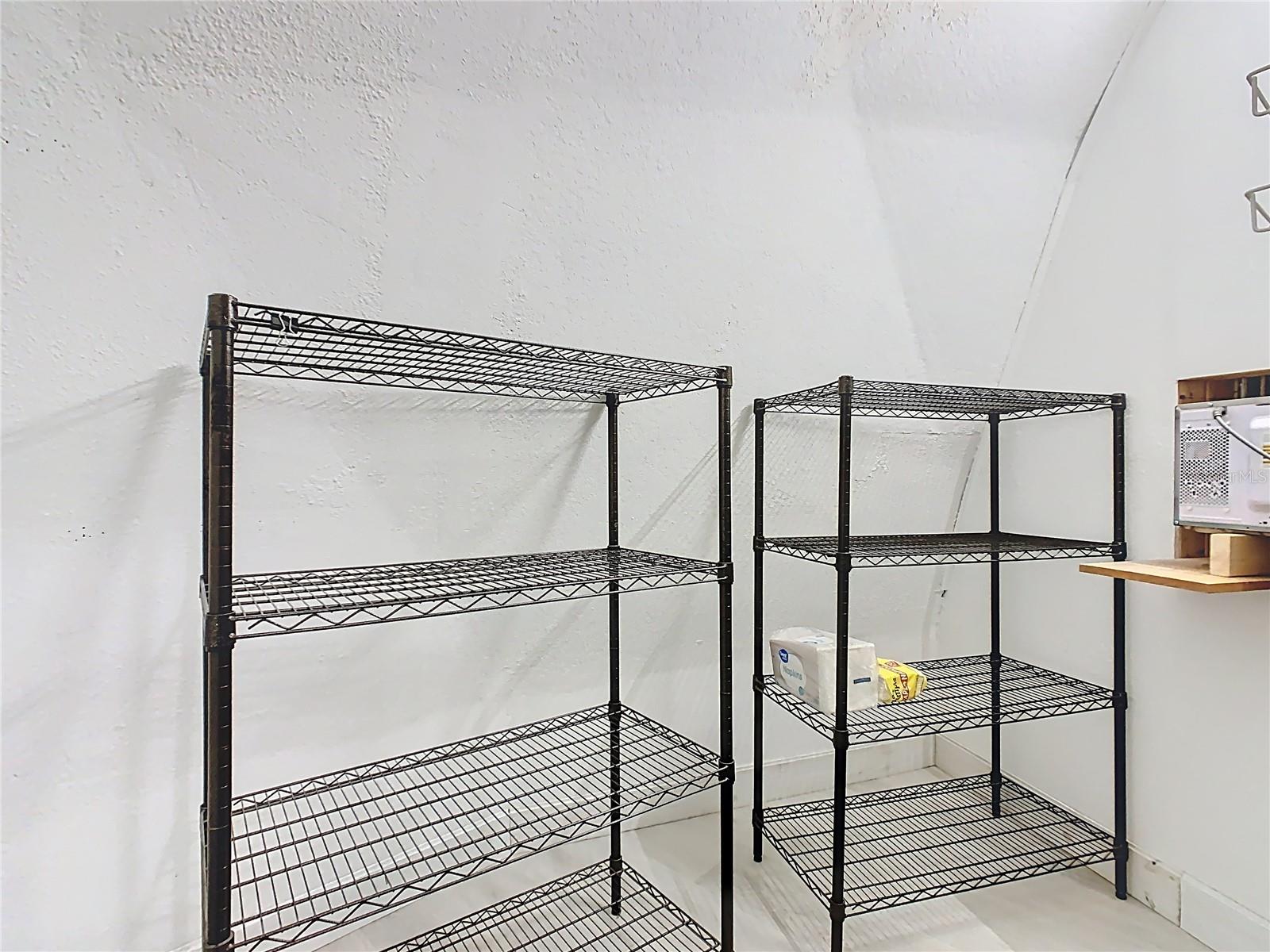 OAKRIDGE ESTATES - Residential