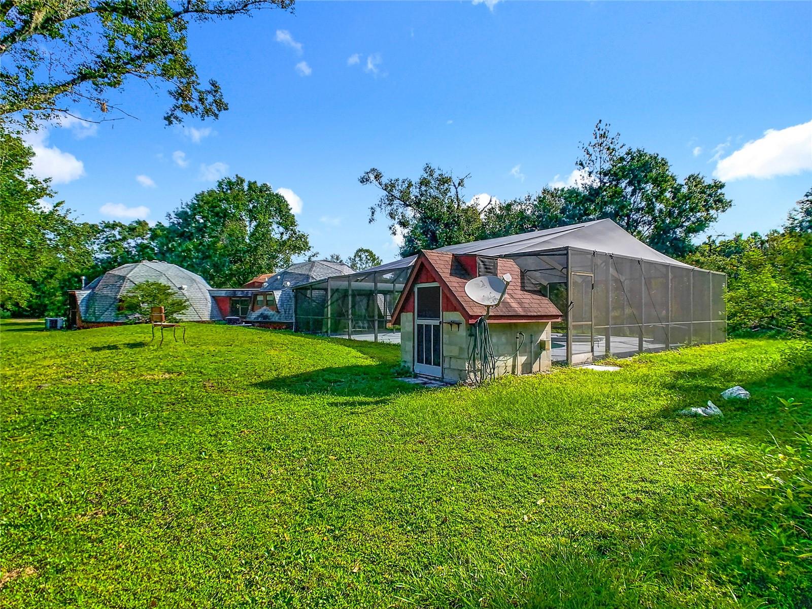 OAKRIDGE ESTATES - Residential