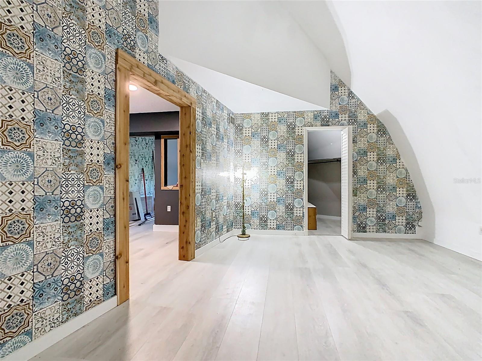 OAKRIDGE ESTATES - Residential