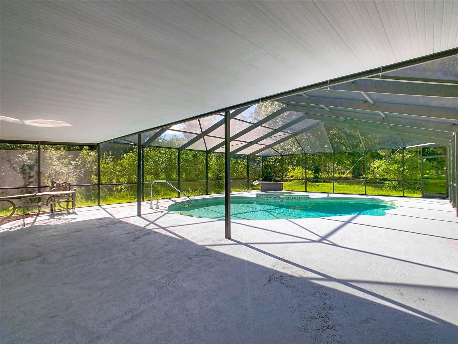 OAKRIDGE ESTATES - Residential