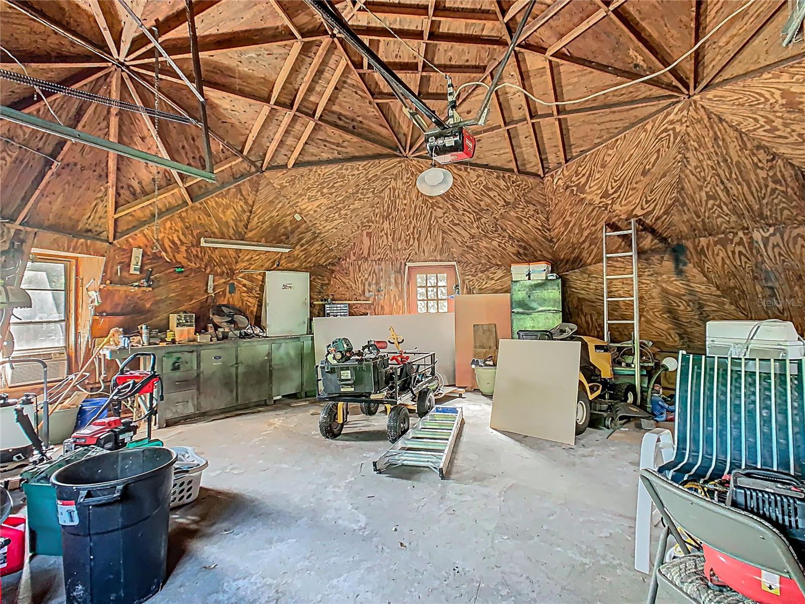 OAKRIDGE ESTATES - Residential