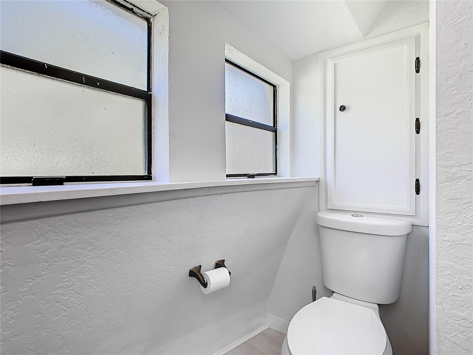 OAKRIDGE ESTATES - Residential