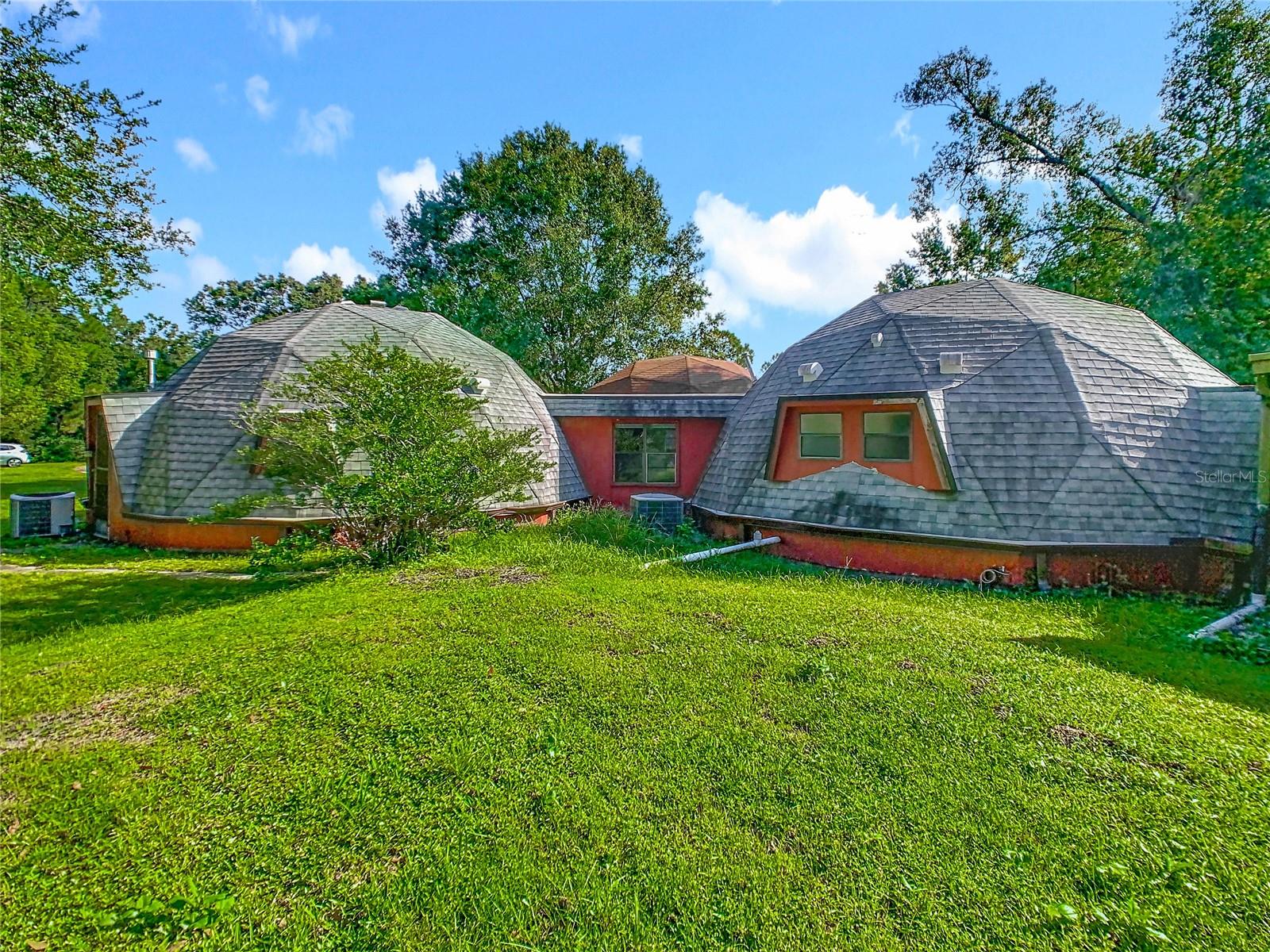 OAKRIDGE ESTATES - Residential