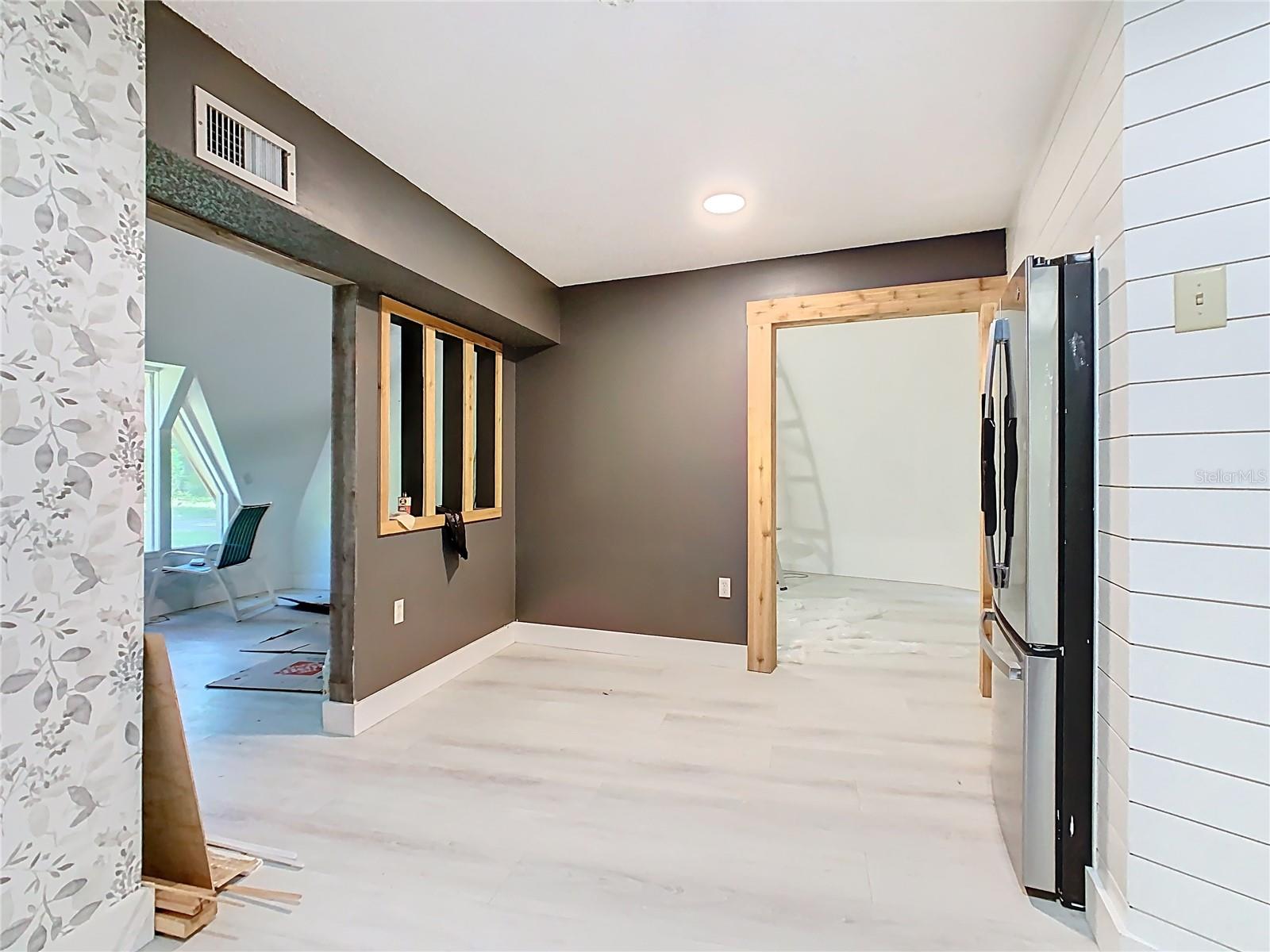 OAKRIDGE ESTATES - Residential