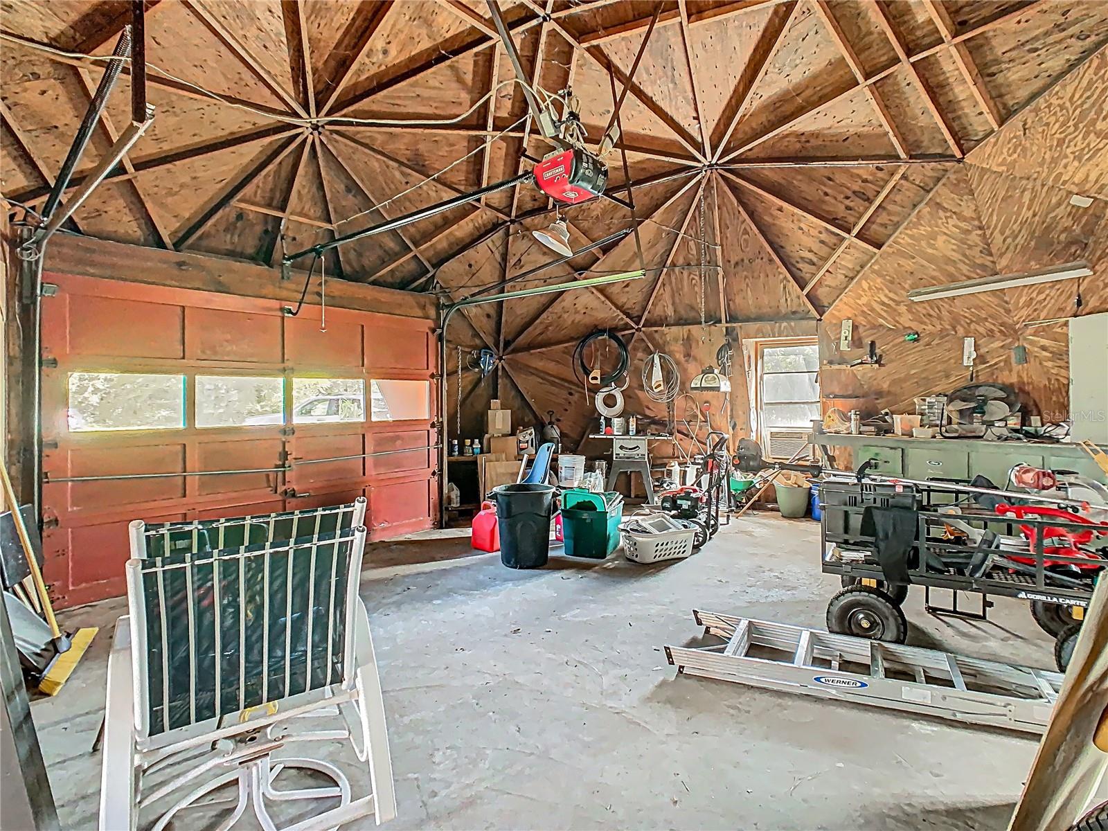 OAKRIDGE ESTATES - Residential