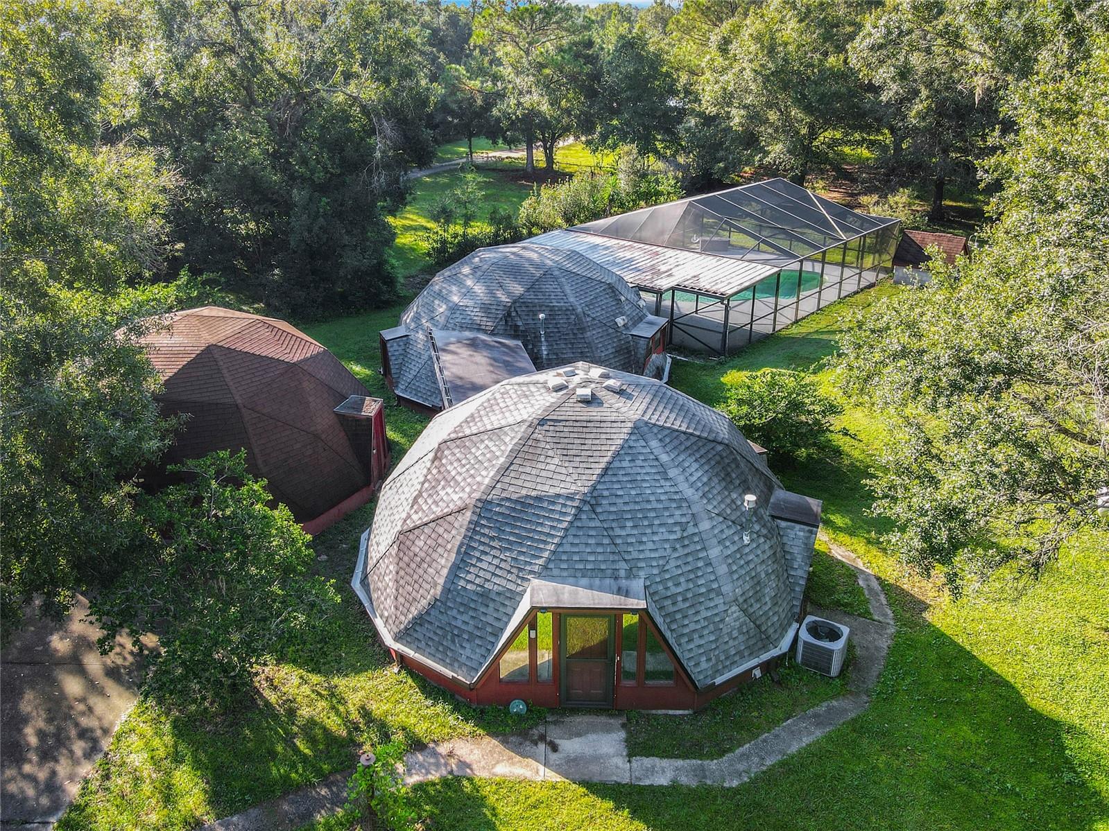 OAKRIDGE ESTATES - Residential