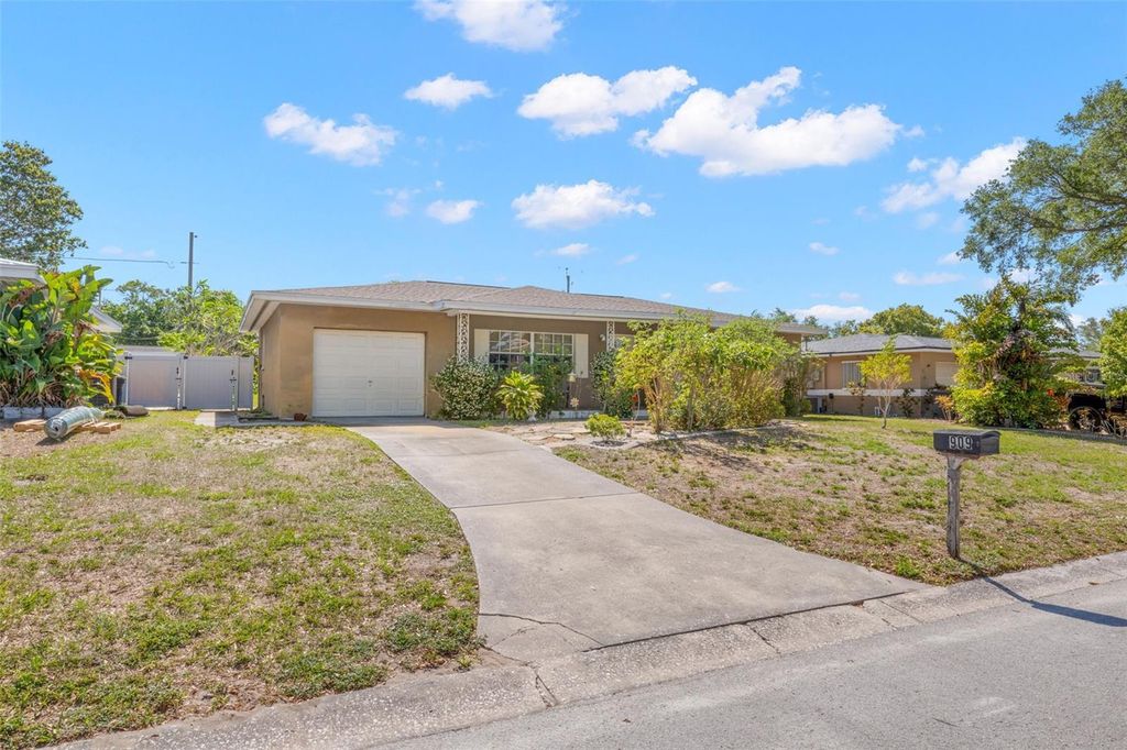 Photo of 909 Woodley Road, Clearwater, FL 33764 (MLS # TB8499816)